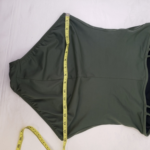 VILLAGER ONE-PIECE VINTAGE SWIMSUIT - Picture 11 of 11